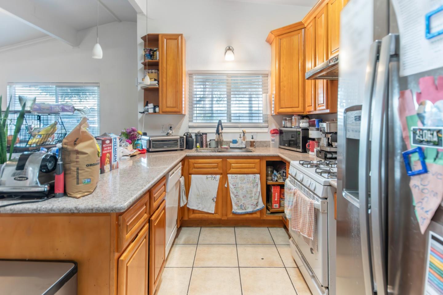 Detail Gallery Image 9 of 26 For 4016 San Bernardino Way, San Jose,  CA 95111 - 4 Beds | 2 Baths