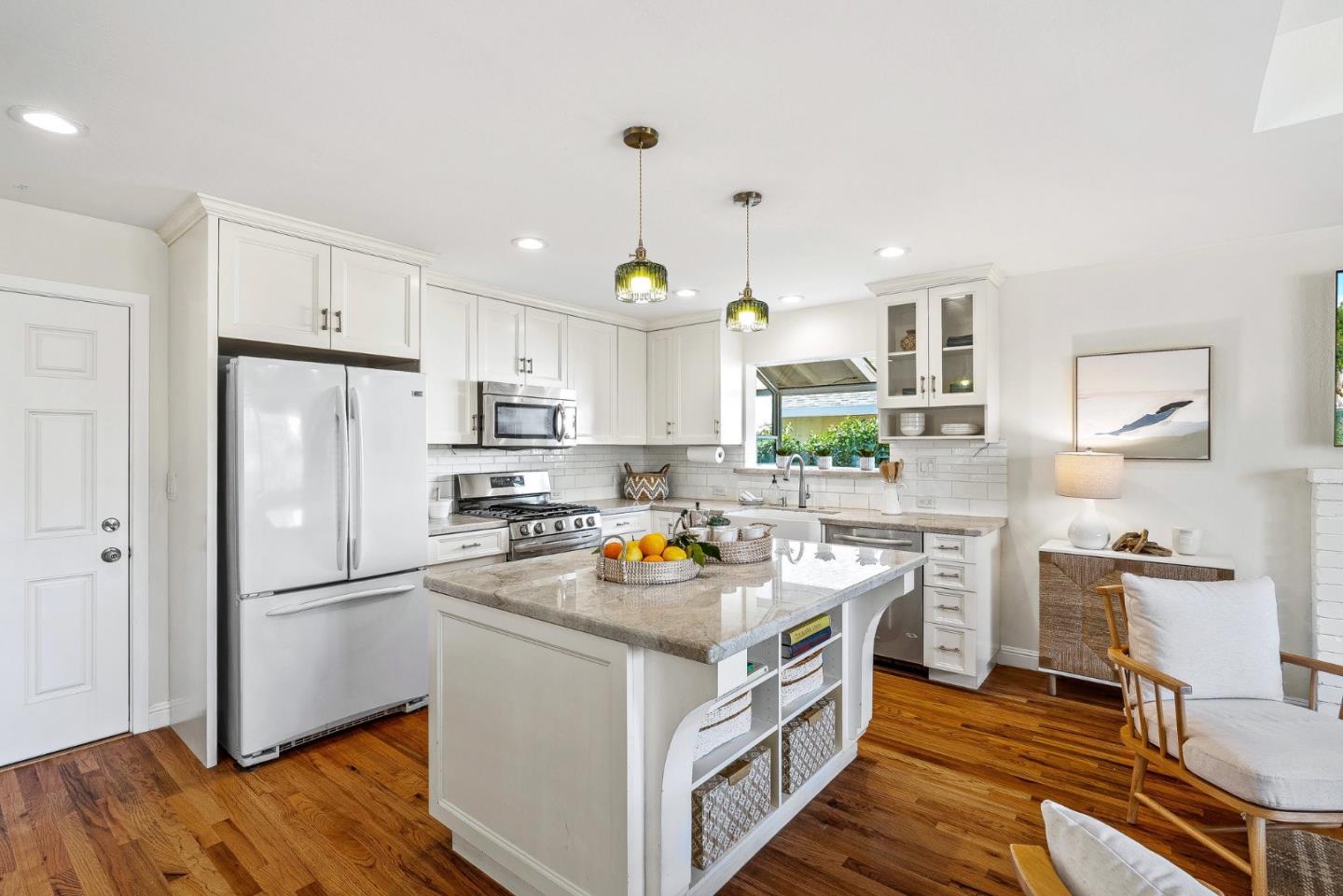 Detail Gallery Image 12 of 41 For 306 Frederick St, Santa Cruz,  CA 95062 - 3 Beds | 2 Baths