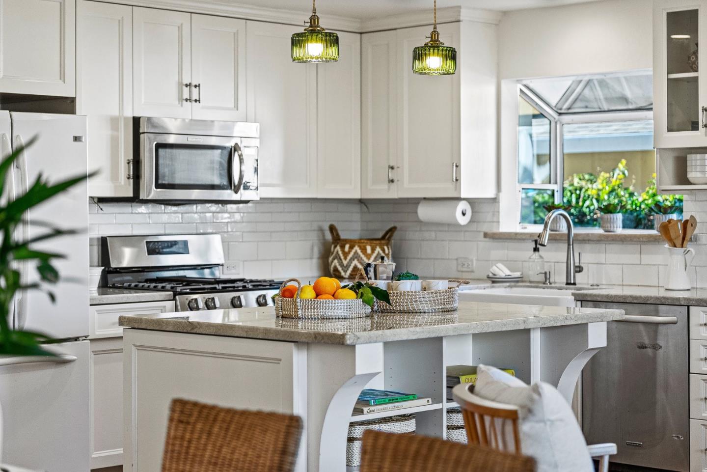 Detail Gallery Image 13 of 41 For 306 Frederick St, Santa Cruz,  CA 95062 - 3 Beds | 2 Baths