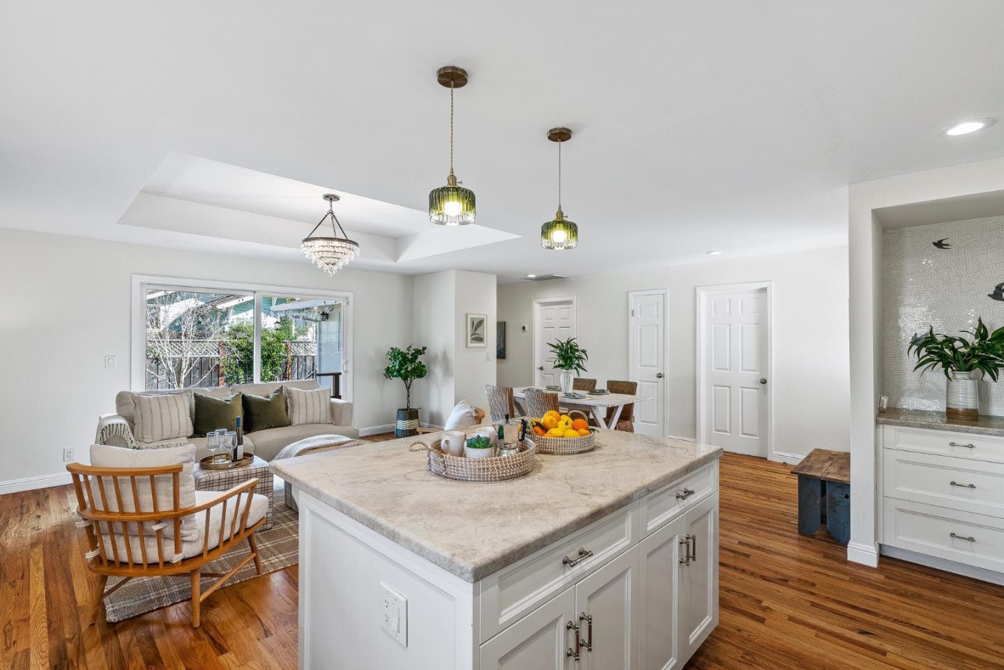 Detail Gallery Image 18 of 41 For 306 Frederick St, Santa Cruz,  CA 95062 - 3 Beds | 2 Baths