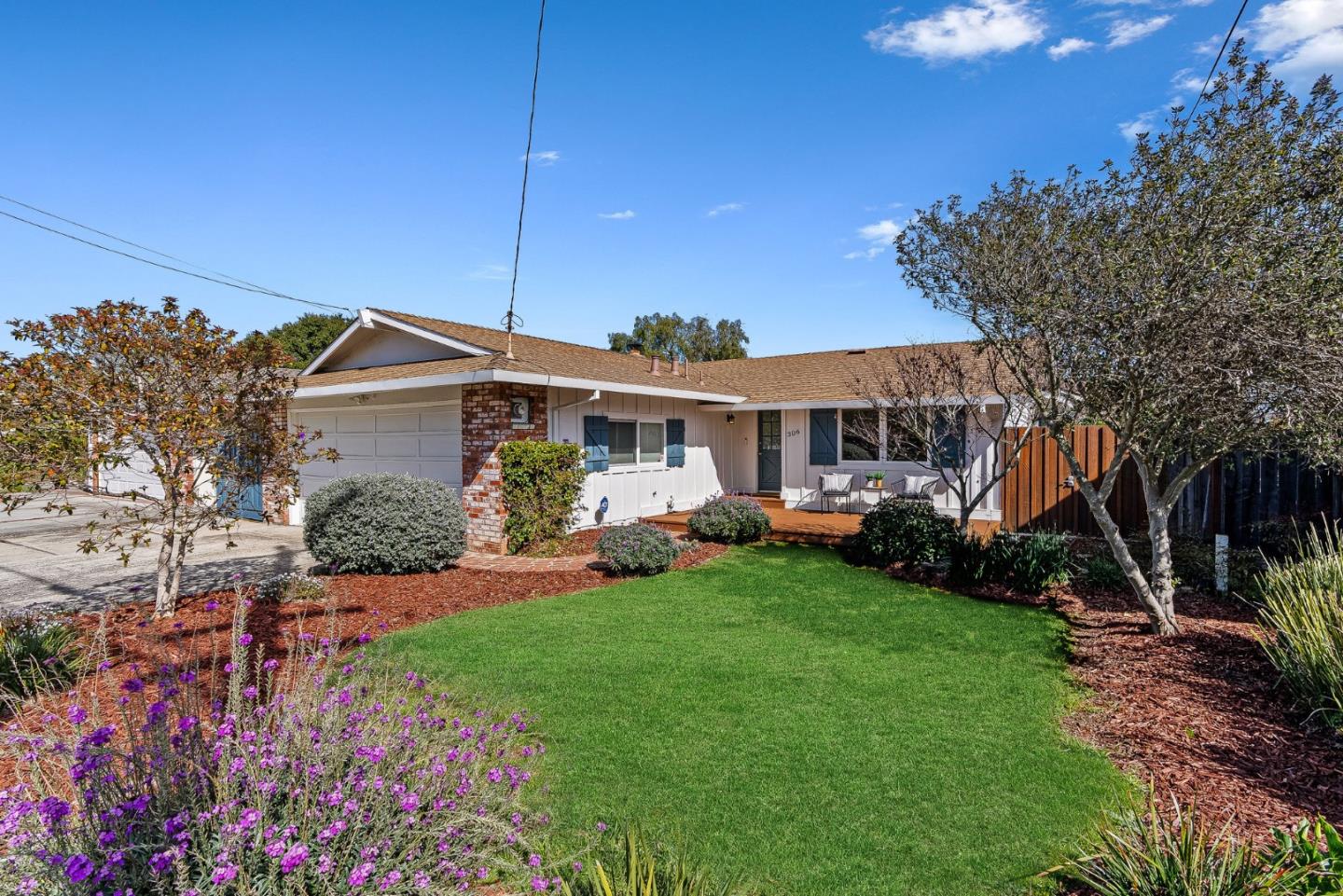 Detail Gallery Image 3 of 41 For 306 Frederick St, Santa Cruz,  CA 95062 - 3 Beds | 2 Baths
