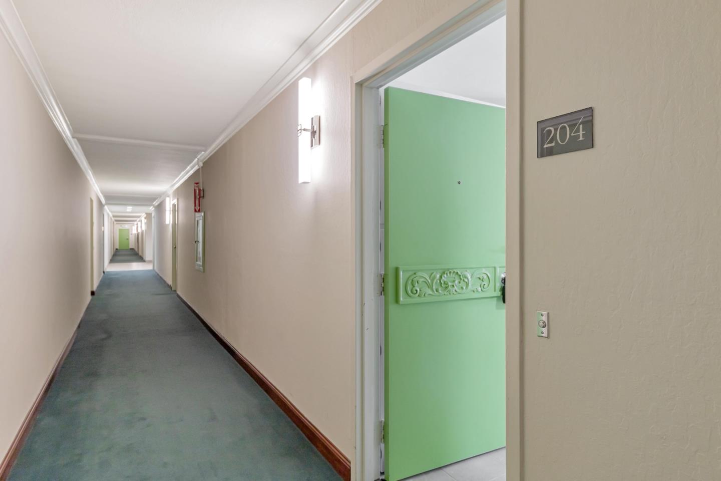 Detail Gallery Image 6 of 35 For 1700 Civic Center Dr #204,  Santa Clara,  CA 95050 - 1 Beds | 1 Baths