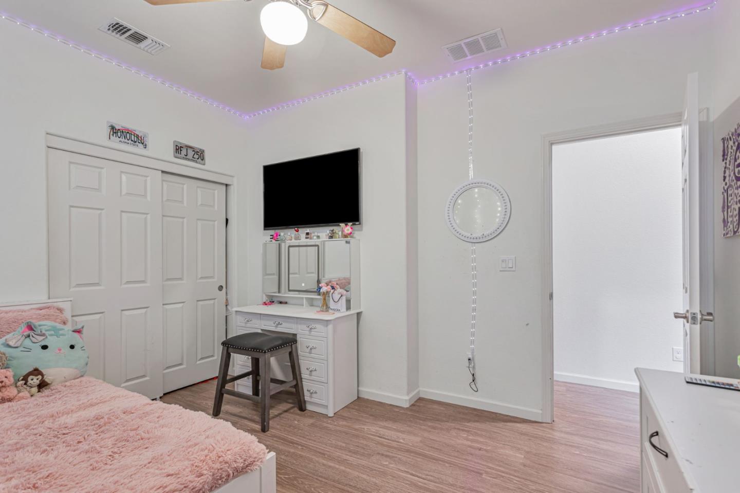 Detail Gallery Image 25 of 62 For 1254 Steinbeck Dr, Hollister,  CA 95023 - 4 Beds | 2 Baths