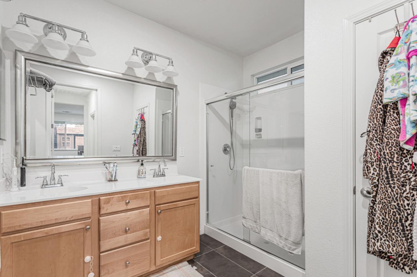 Detail Gallery Image 34 of 62 For 1254 Steinbeck Dr, Hollister,  CA 95023 - 4 Beds | 2 Baths