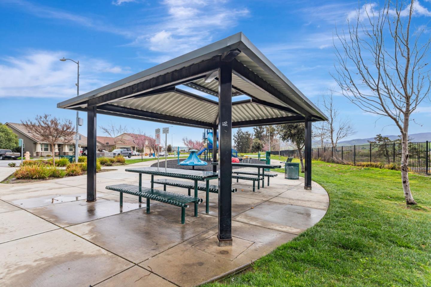 Detail Gallery Image 56 of 62 For 1254 Steinbeck Dr, Hollister,  CA 95023 - 4 Beds | 2 Baths