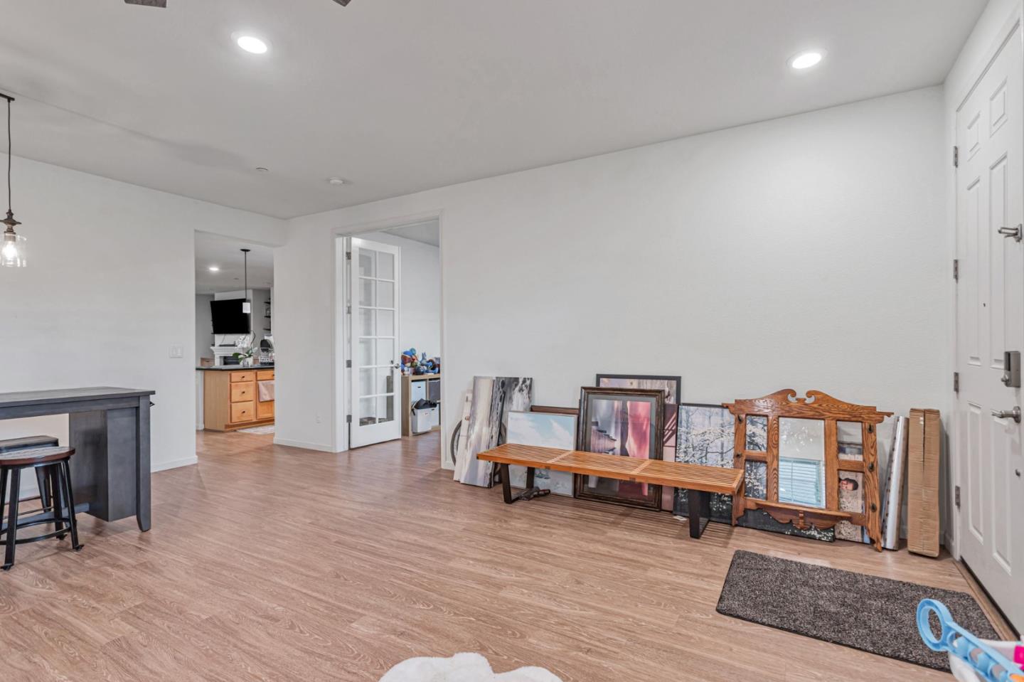 Detail Gallery Image 7 of 62 For 1254 Steinbeck Dr, Hollister,  CA 95023 - 4 Beds | 2 Baths