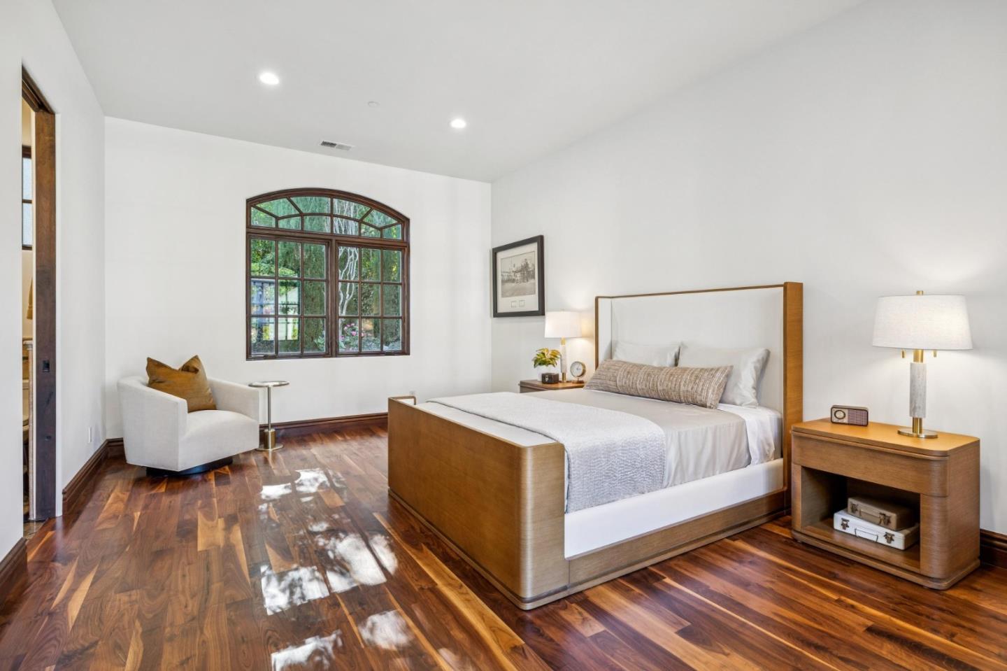 Detail Gallery Image 43 of 108 For 15253 Montalvo Rd, Saratoga,  CA 95070 - 5 Beds | 5/1 Baths