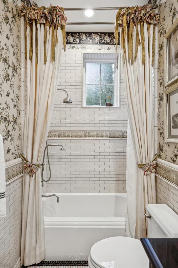 Detail Gallery Image 49 of 108 For 15253 Montalvo Rd, Saratoga,  CA 95070 - 5 Beds | 5/1 Baths