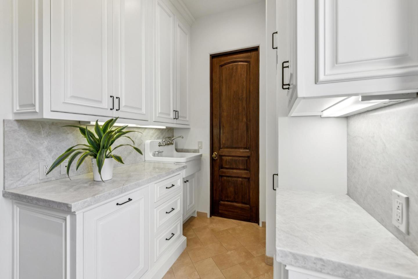 Detail Gallery Image 52 of 108 For 15253 Montalvo Rd, Saratoga,  CA 95070 - 5 Beds | 5/1 Baths