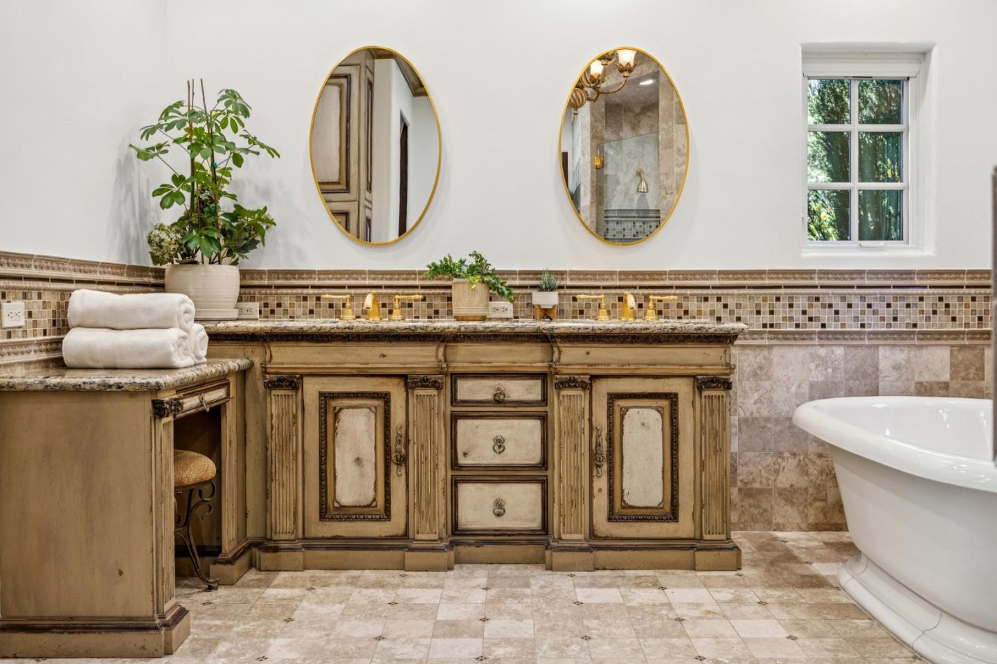 Detail Gallery Image 58 of 108 For 15253 Montalvo Rd, Saratoga,  CA 95070 - 5 Beds | 5/1 Baths