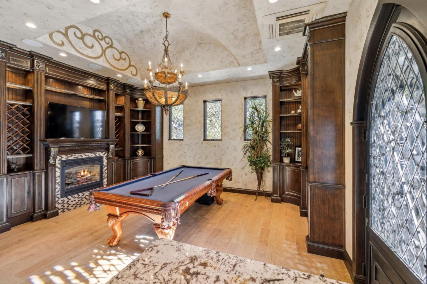 Detail Gallery Image 68 of 108 For 15253 Montalvo Rd, Saratoga,  CA 95070 - 5 Beds | 5/1 Baths