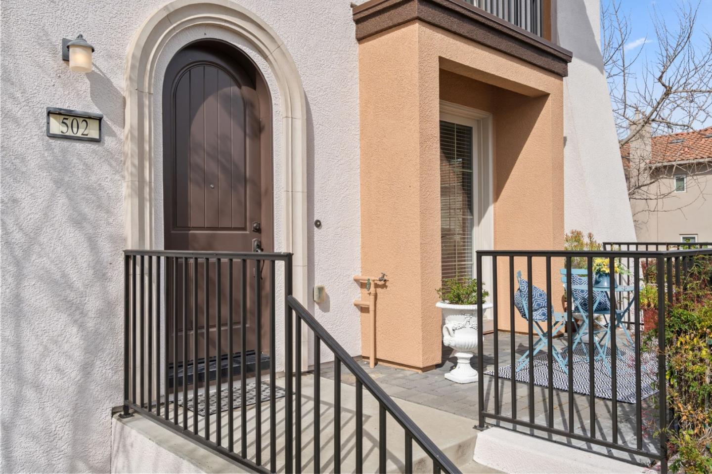 Detail Gallery Image 2 of 38 For 502 Tyndall St, Los Altos,  CA 94022 - 3 Beds | 2/1 Baths