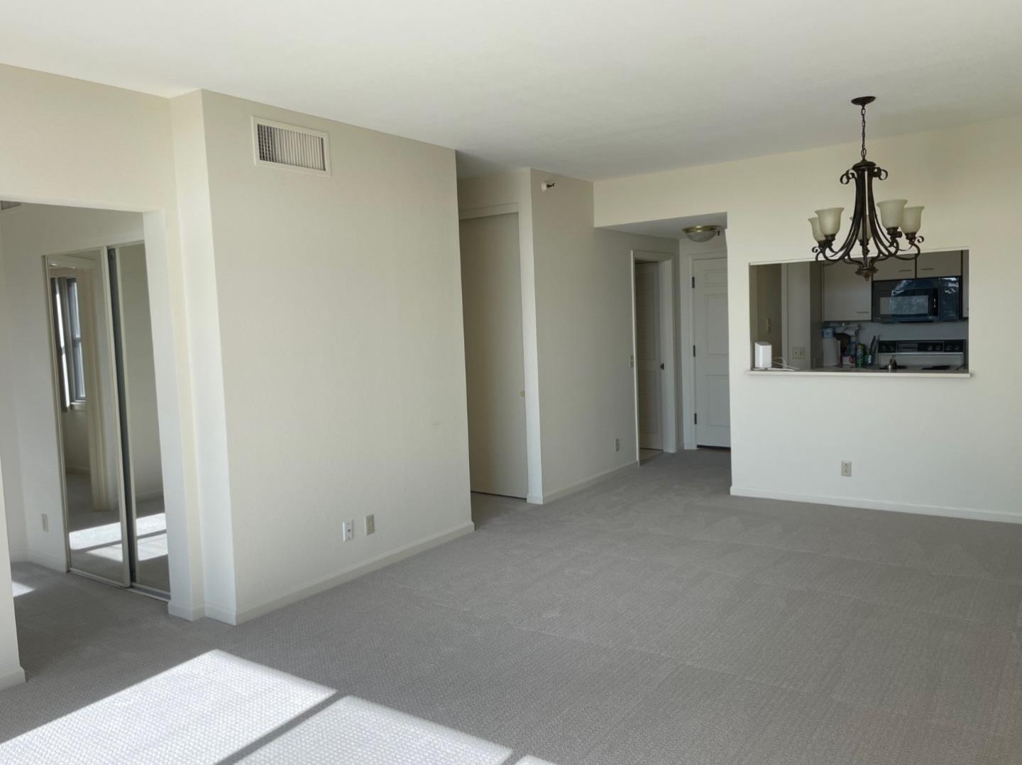 Detail Gallery Image 3 of 5 For 1 Baldwin Ave #706,  San Mateo,  CA 94401 - 1 Beds | 1 Baths