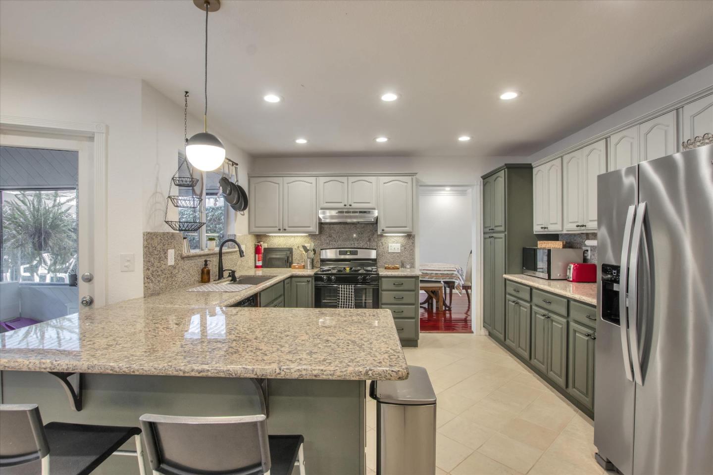 Detail Gallery Image 15 of 32 For 3942 Catamarca Dr, San Diego,  CA 92124 - 3 Beds | 2/1 Baths