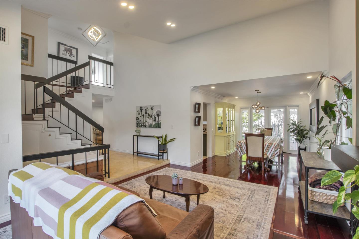 Detail Gallery Image 8 of 32 For 3942 Catamarca Dr, San Diego,  CA 92124 - 3 Beds | 2/1 Baths