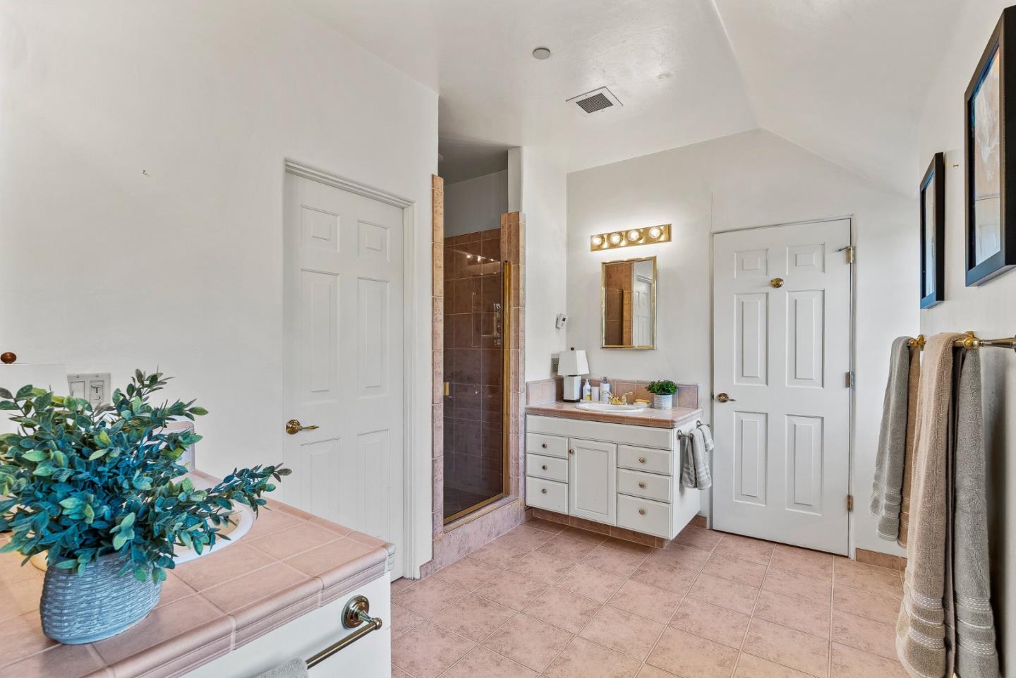 Detail Gallery Image 27 of 44 For 3210 Macomber Dr, Pebble Beach,  CA 93953 - 6 Beds | 5/1 Baths