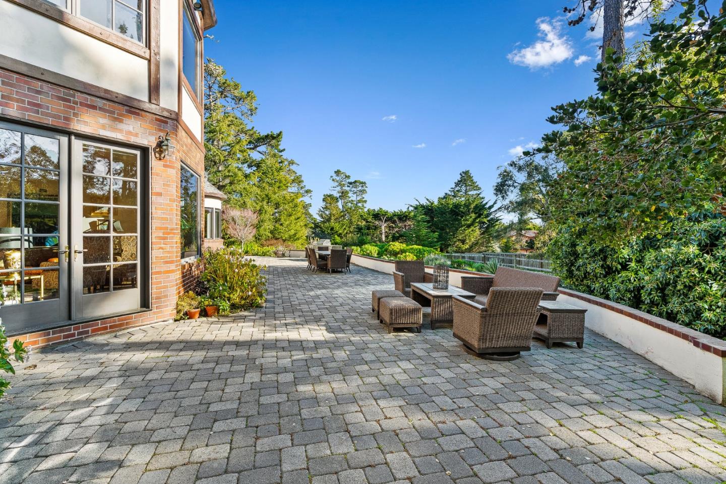 Detail Gallery Image 39 of 44 For 3210 Macomber Dr, Pebble Beach,  CA 93953 - 6 Beds | 5/1 Baths