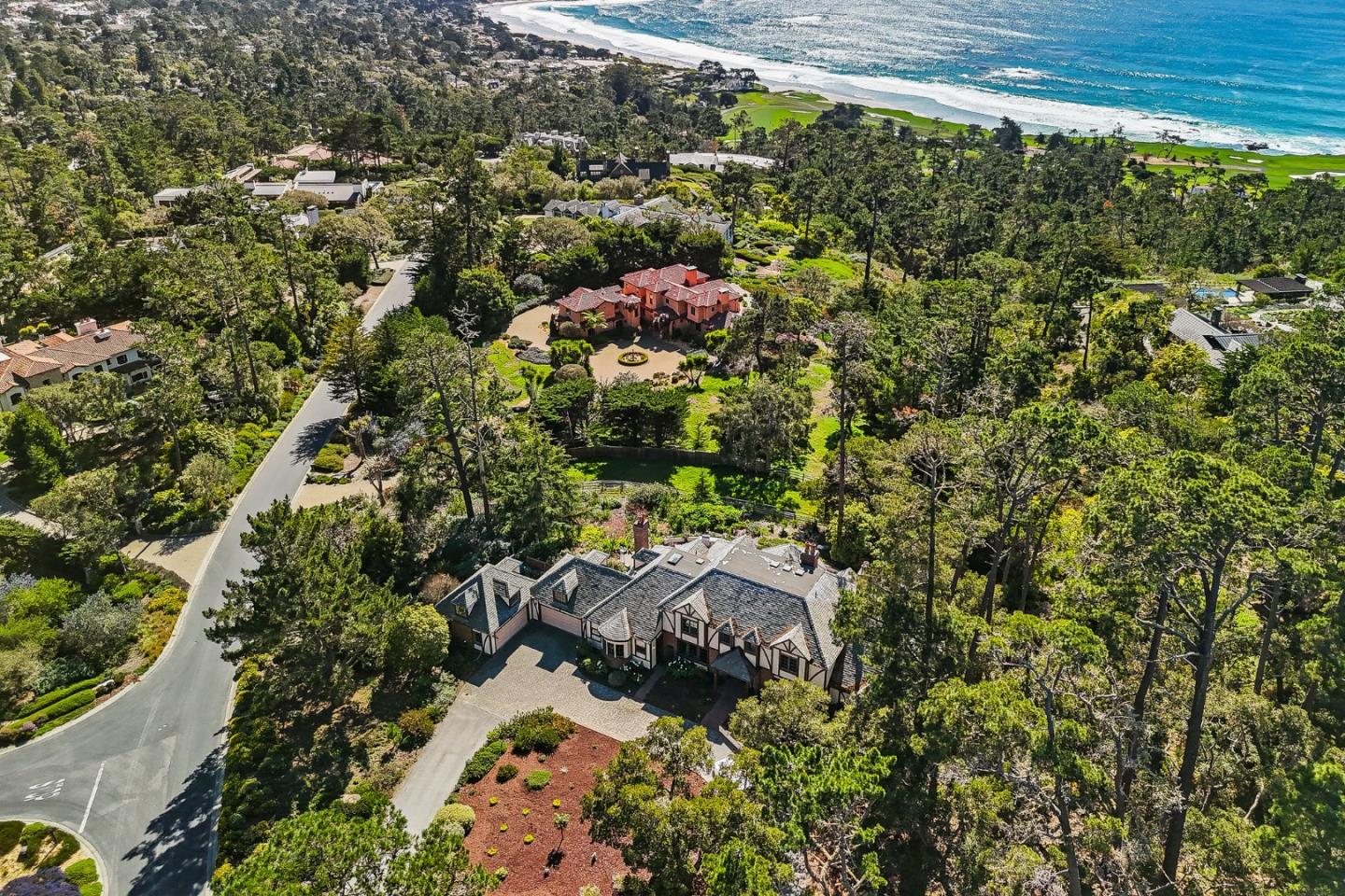 Detail Gallery Image 41 of 44 For 3210 Macomber Dr, Pebble Beach,  CA 93953 - 6 Beds | 5/1 Baths