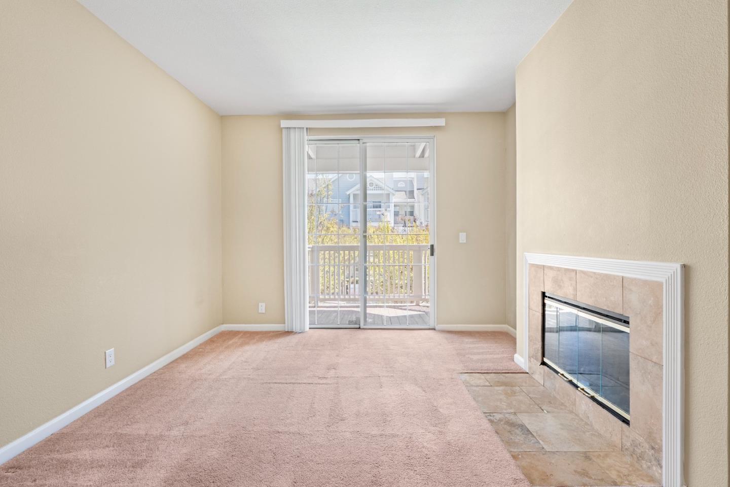 Detail Gallery Image 3 of 26 For 605 Arcadia Ter #204,  Sunnyvale,  CA 94085 - 2 Beds | 2 Baths