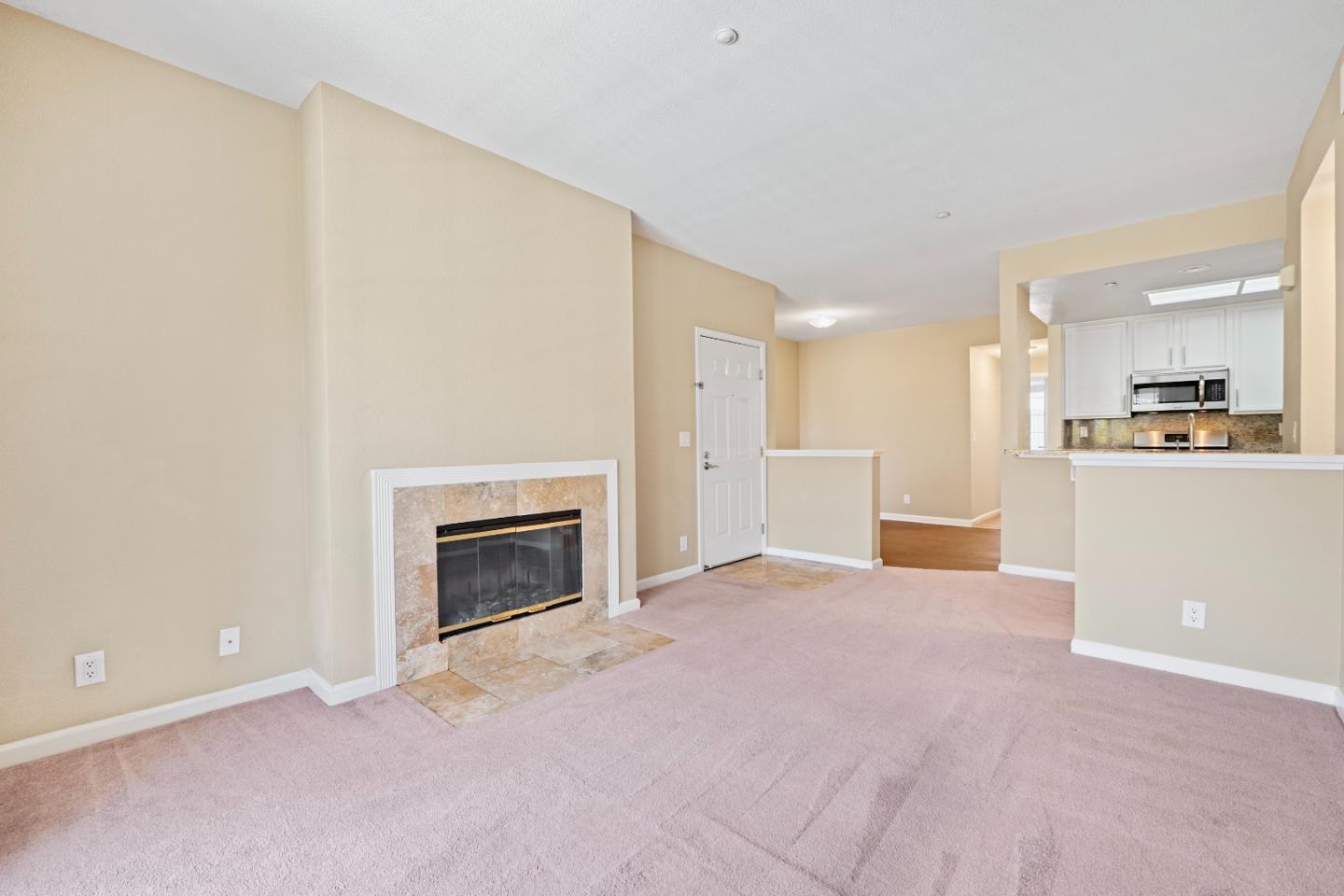 Detail Gallery Image 4 of 26 For 605 Arcadia Ter #204,  Sunnyvale,  CA 94085 - 2 Beds | 2 Baths