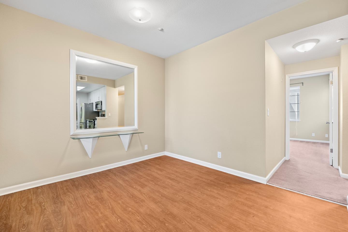 Detail Gallery Image 5 of 26 For 605 Arcadia Ter #204,  Sunnyvale,  CA 94085 - 2 Beds | 2 Baths