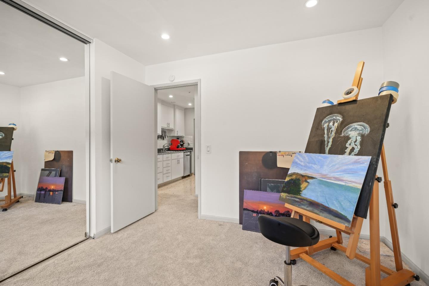 Detail Gallery Image 17 of 22 For 4008 Farm Hill Blvd #204,  Redwood City,  CA 94061 - 3 Beds | 2 Baths