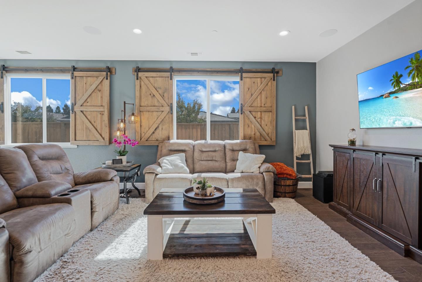 Detail Gallery Image 28 of 62 For 691 Toledo Dr, Hollister,  CA 95023 - 4 Beds | 2 Baths