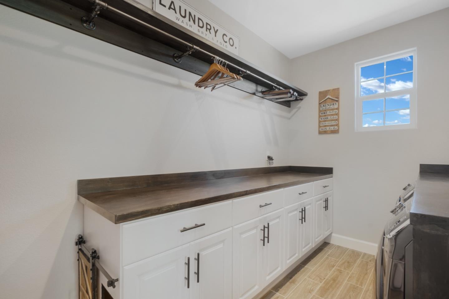Detail Gallery Image 43 of 62 For 691 Toledo Dr, Hollister,  CA 95023 - 4 Beds | 2 Baths