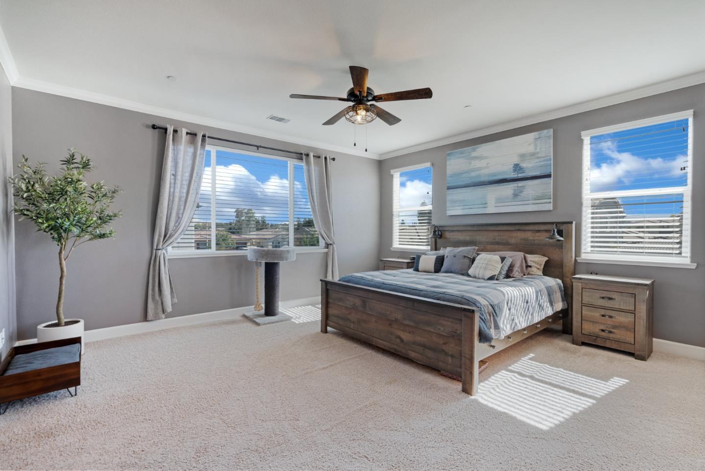 Detail Gallery Image 45 of 62 For 691 Toledo Dr, Hollister,  CA 95023 - 4 Beds | 2 Baths
