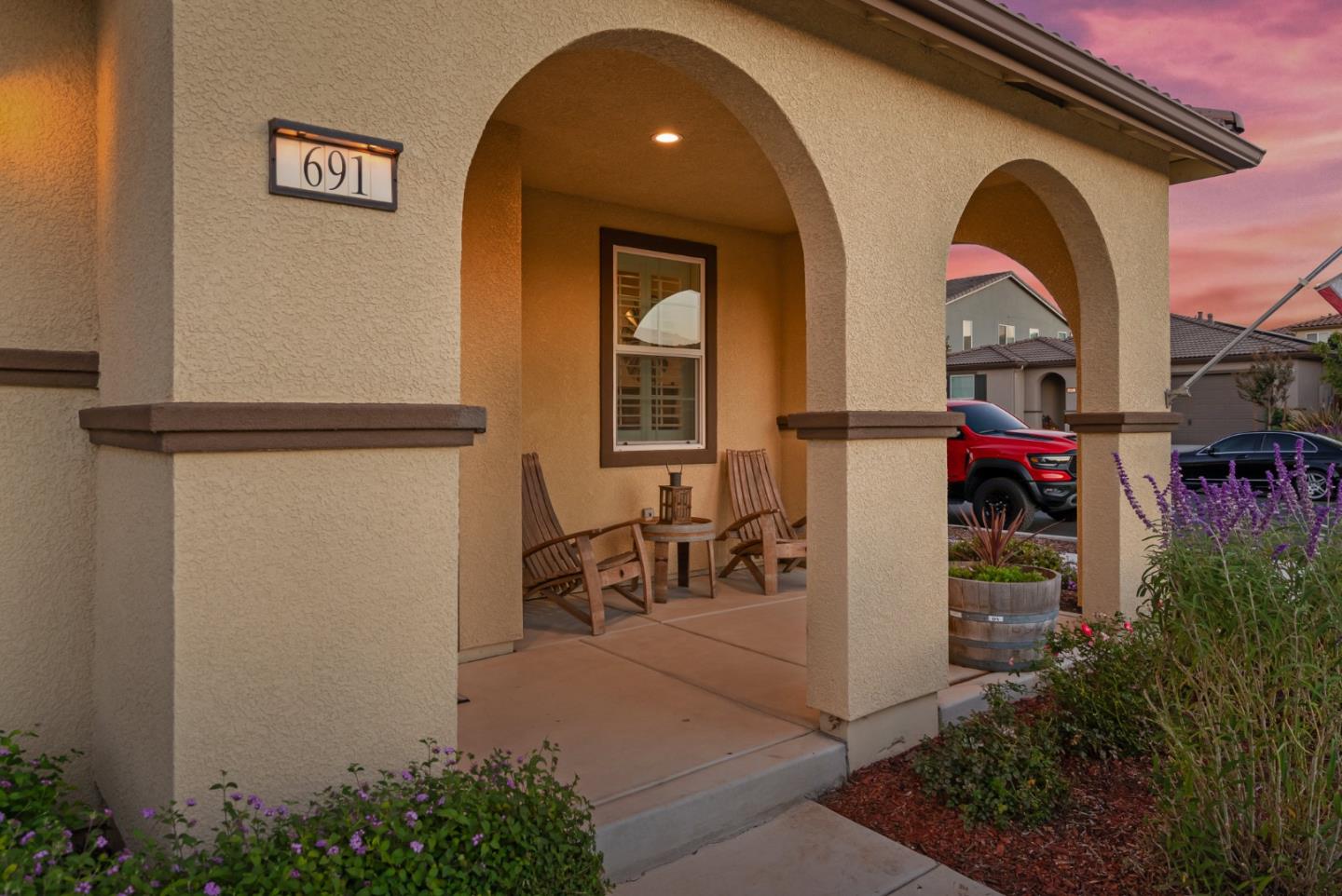 Detail Gallery Image 6 of 62 For 691 Toledo Dr, Hollister,  CA 95023 - 4 Beds | 2 Baths