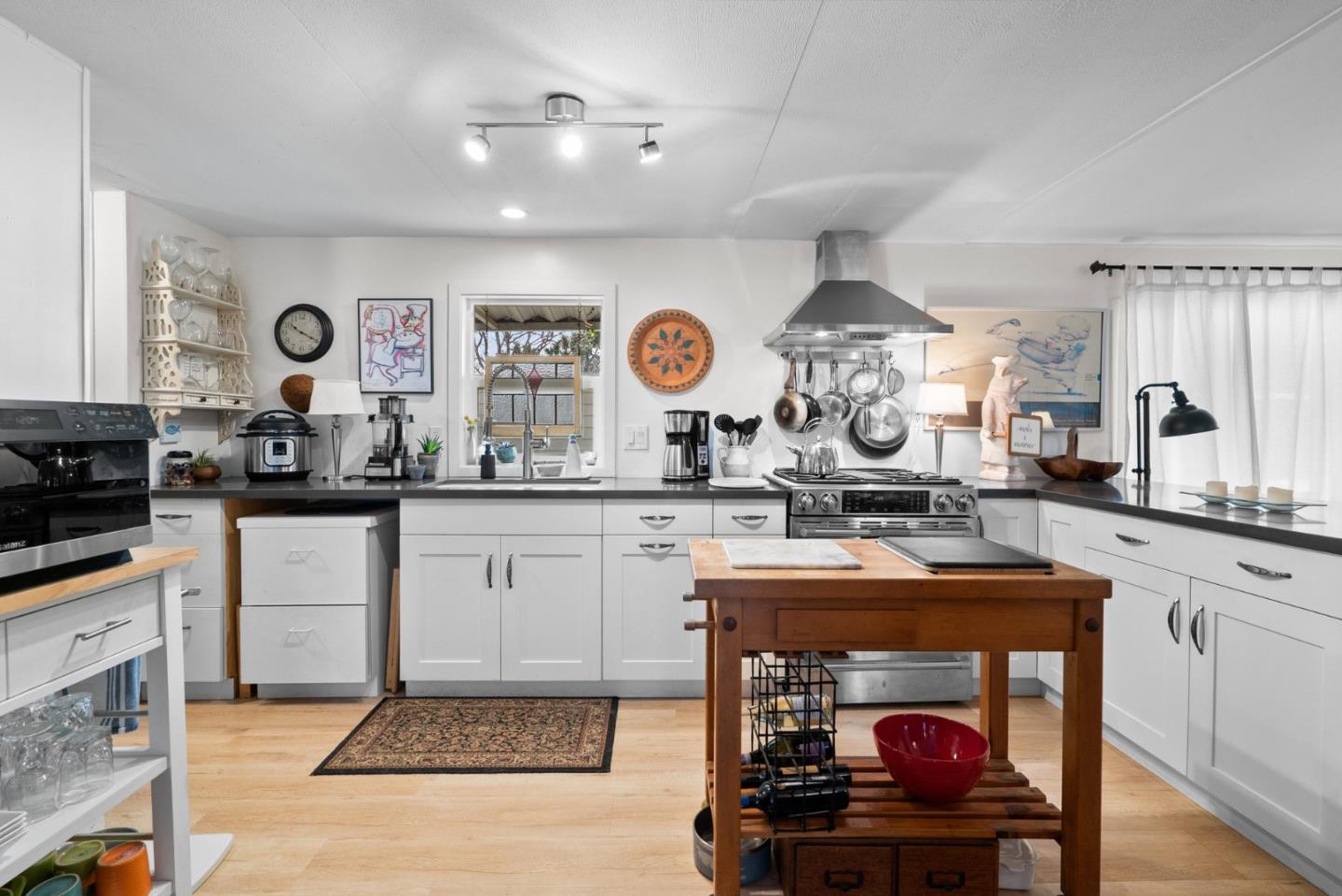 Detail Gallery Image 16 of 43 For 740 30th Ave #65,  Santa Cruz,  CA 95062 - 3 Beds | 2 Baths