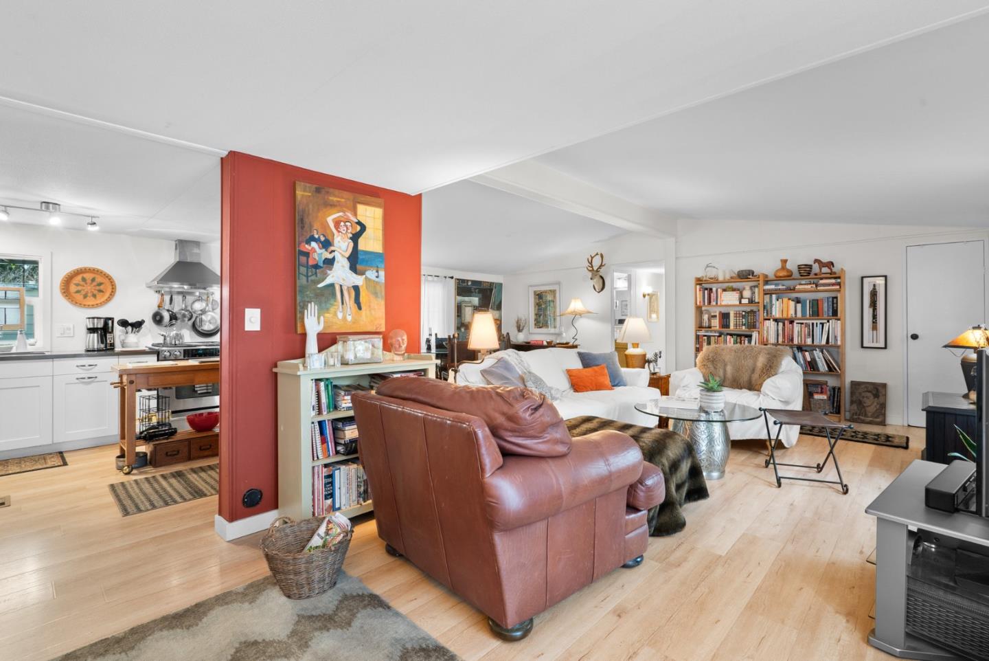 Detail Gallery Image 5 of 43 For 740 30th Ave #65,  Santa Cruz,  CA 95062 - 3 Beds | 2 Baths