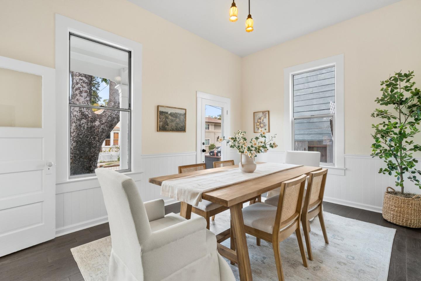 Detail Gallery Image 11 of 51 For 126 Cedar St, Santa Cruz,  CA 95060 - 3 Beds | 2 Baths