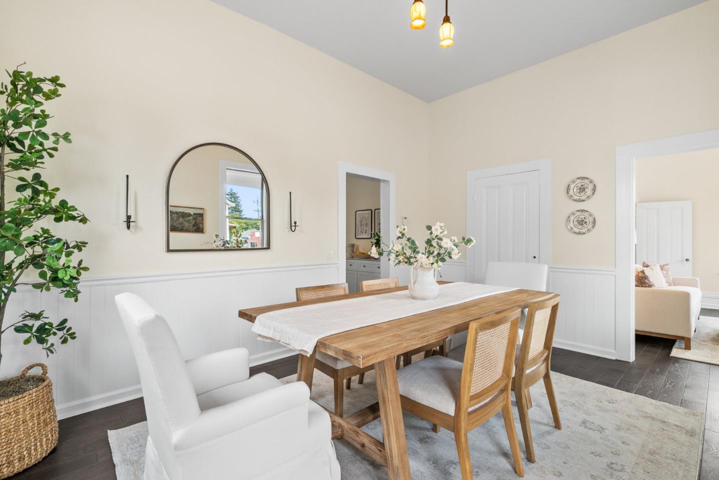 Detail Gallery Image 12 of 51 For 126 Cedar St, Santa Cruz,  CA 95060 - 3 Beds | 2 Baths