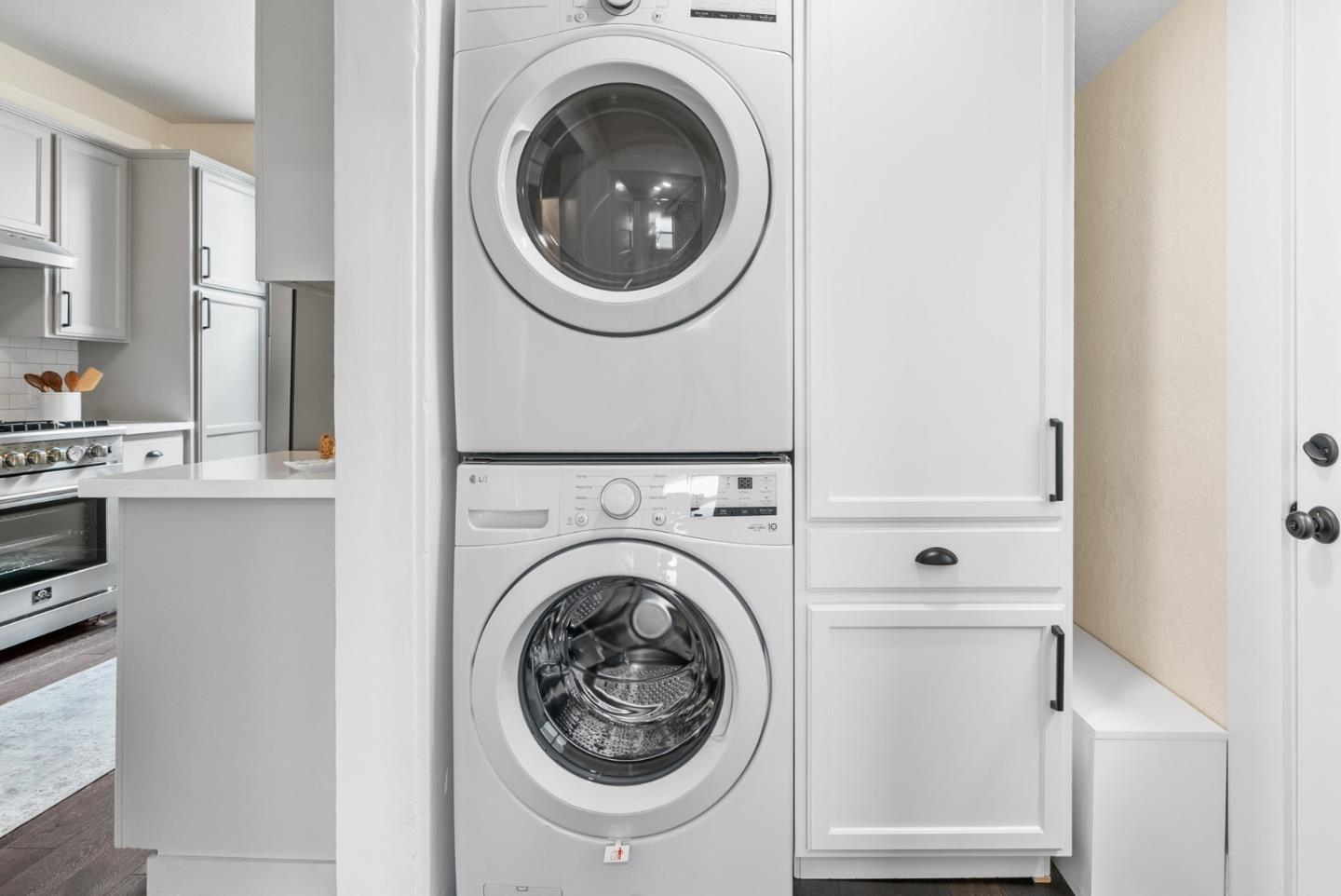 Detail Gallery Image 21 of 51 For 126 Cedar St, Santa Cruz,  CA 95060 - 3 Beds | 2 Baths