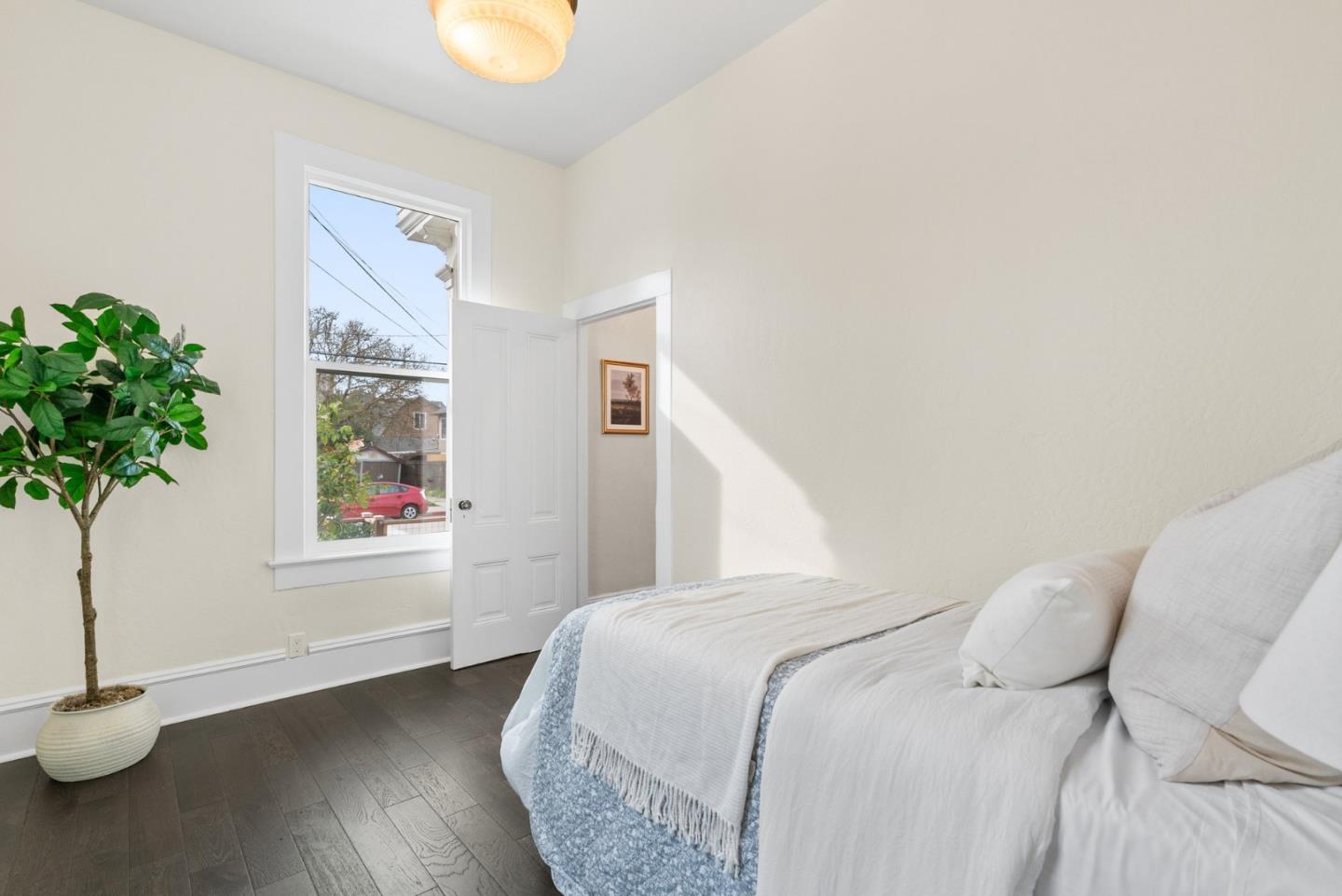 Detail Gallery Image 23 of 51 For 126 Cedar St, Santa Cruz,  CA 95060 - 3 Beds | 2 Baths