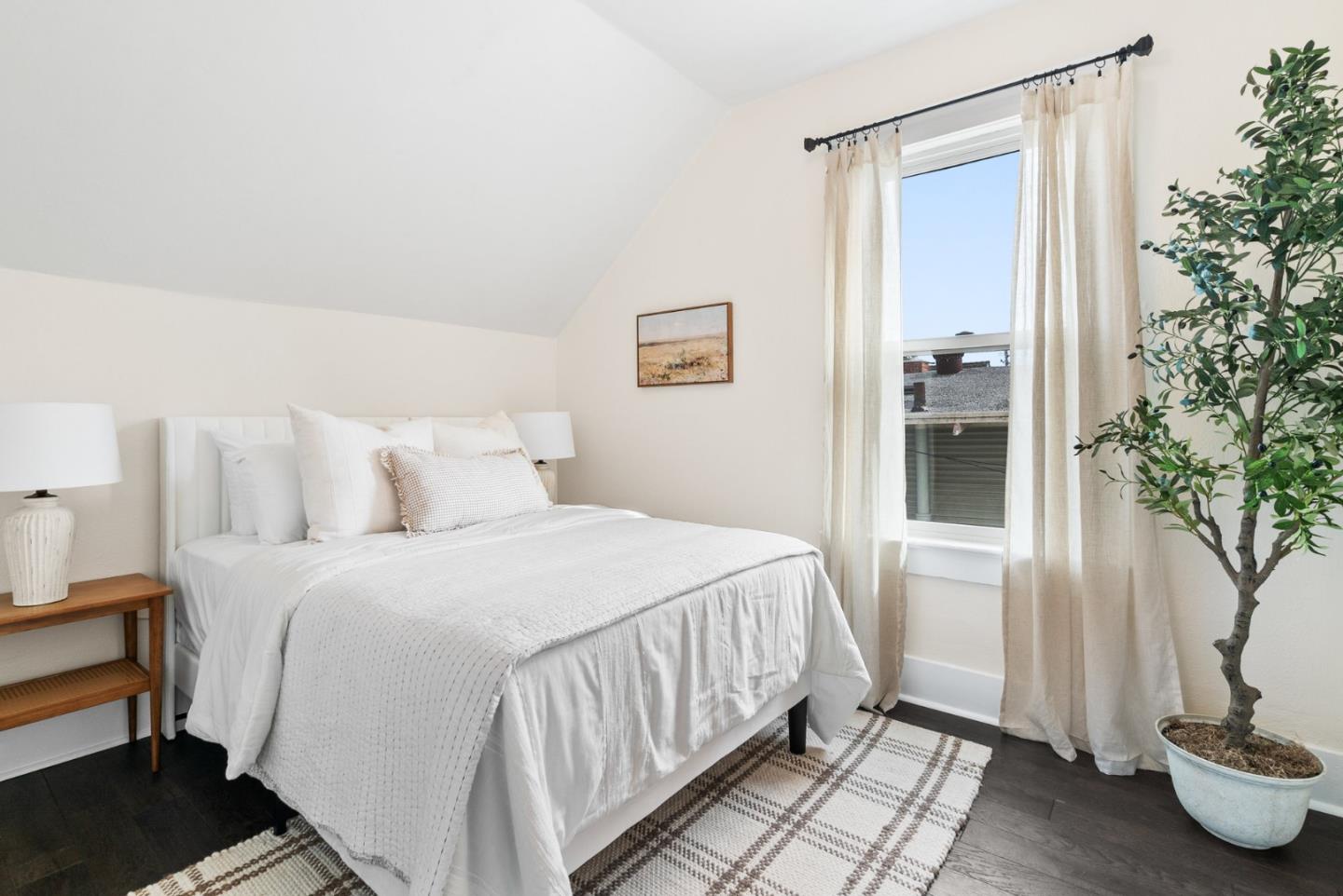 Detail Gallery Image 34 of 51 For 126 Cedar St, Santa Cruz,  CA 95060 - 3 Beds | 2 Baths