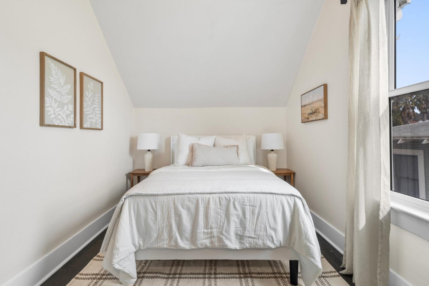 Detail Gallery Image 35 of 51 For 126 Cedar St, Santa Cruz,  CA 95060 - 3 Beds | 2 Baths
