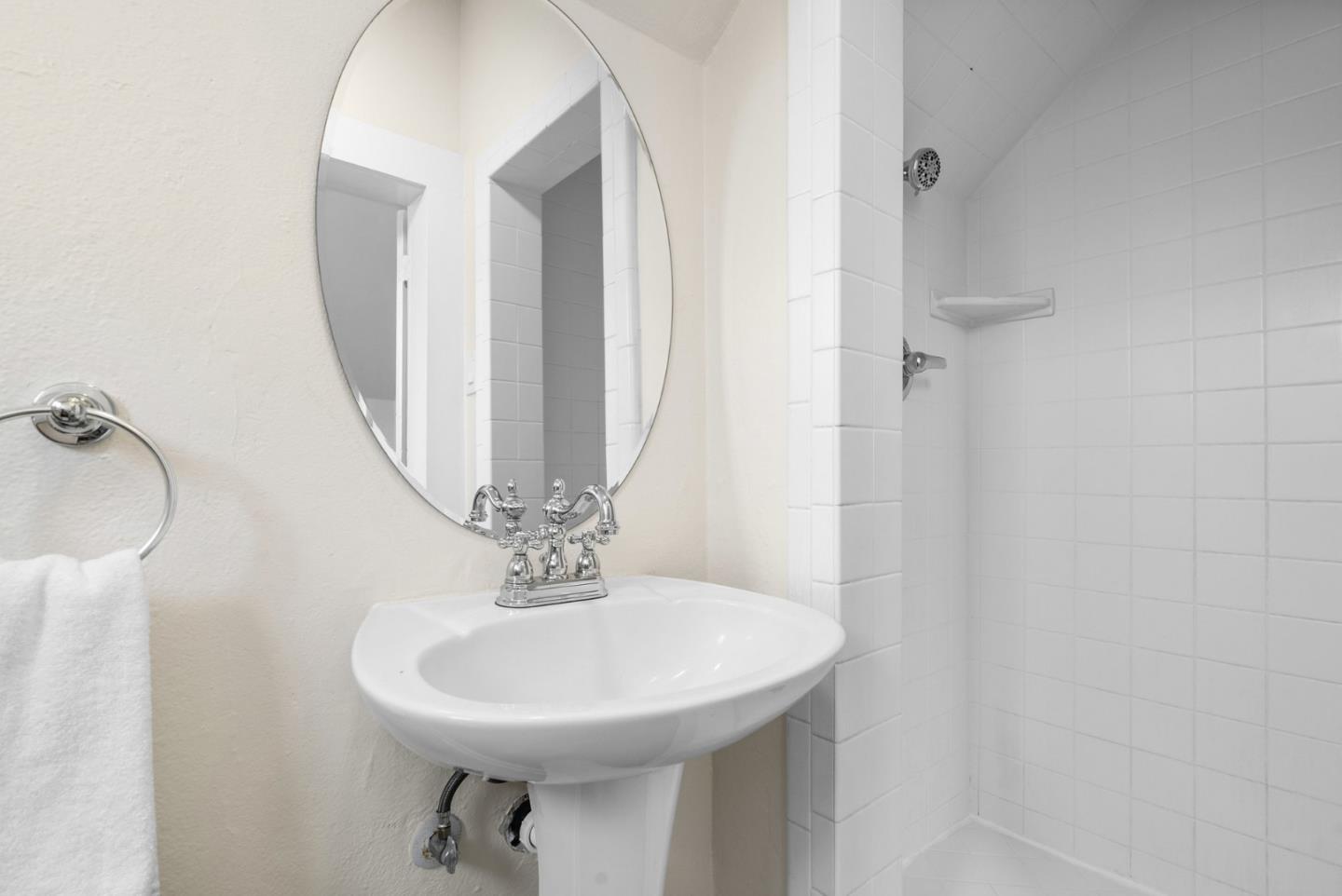 Detail Gallery Image 38 of 51 For 126 Cedar St, Santa Cruz,  CA 95060 - 3 Beds | 2 Baths