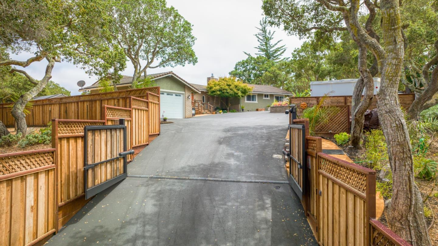 Detail Gallery Image 5 of 40 For 19608 Brentwood Ct, Prunedale,  CA 93907 - 3 Beds | 2/1 Baths