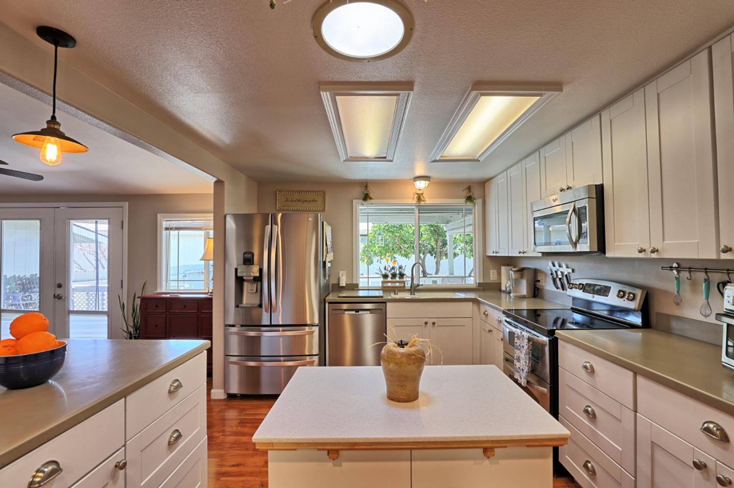 Detail Gallery Image 8 of 29 For 276 Cherry Ct #276,  Morgan Hill,  CA 95037 - 2 Beds | 2 Baths