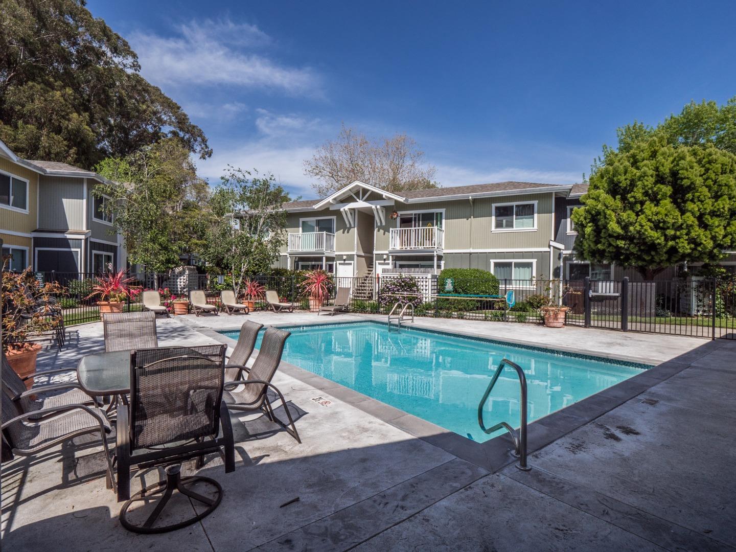 Detail Gallery Image 22 of 25 For 755 14th Ave #515,  Santa Cruz,  CA 95062 - 2 Beds | 1 Baths
