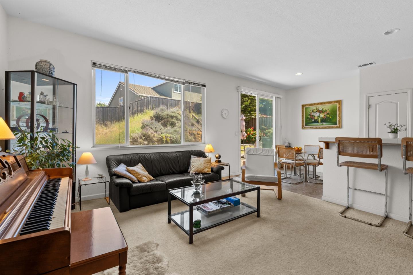 Detail Gallery Image 10 of 46 For 1085 Oakpoint Dr, Bay Point,  CA 94565 - 4 Beds | 2 Baths
