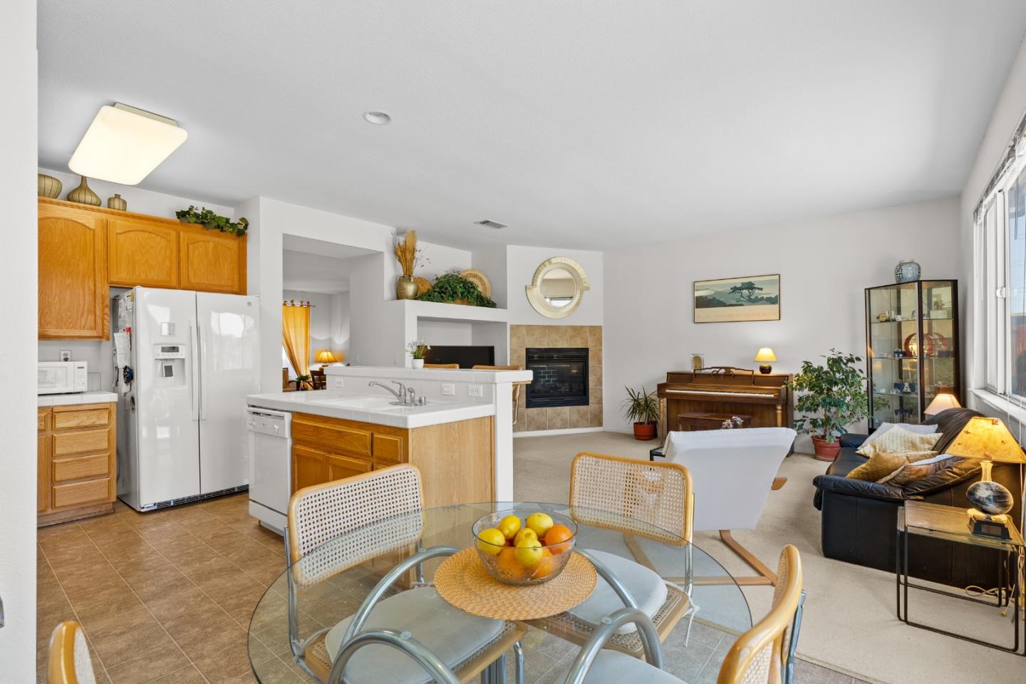 Detail Gallery Image 14 of 46 For 1085 Oakpoint Dr, Bay Point,  CA 94565 - 4 Beds | 2 Baths