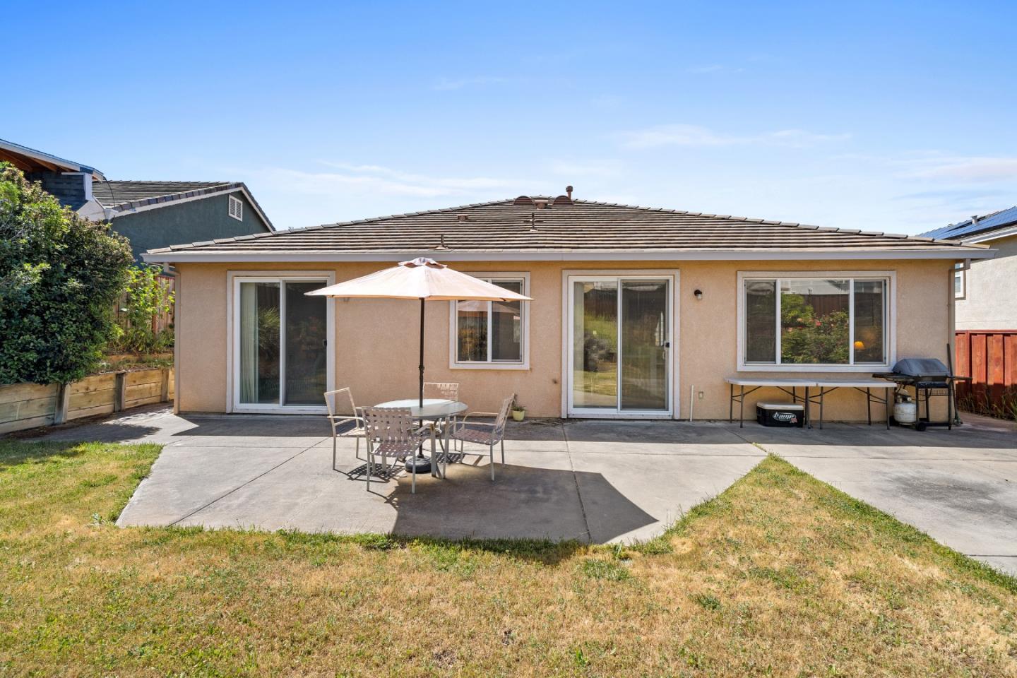 Detail Gallery Image 6 of 46 For 1085 Oakpoint Dr, Bay Point,  CA 94565 - 4 Beds | 2 Baths