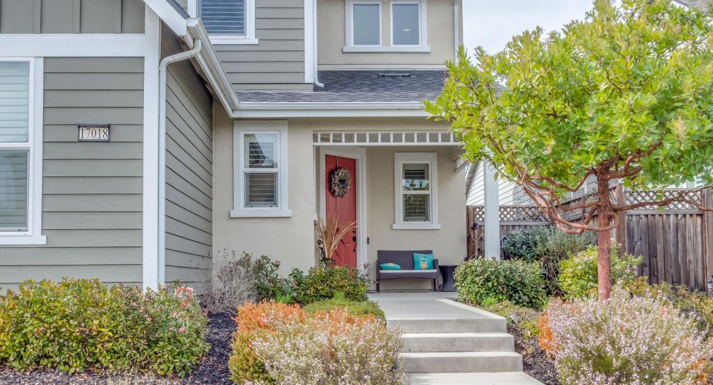 Detail Gallery Image 4 of 40 For 17018 Morgan St, East Garrison,  CA 93933 - 4 Beds | 2/1 Baths