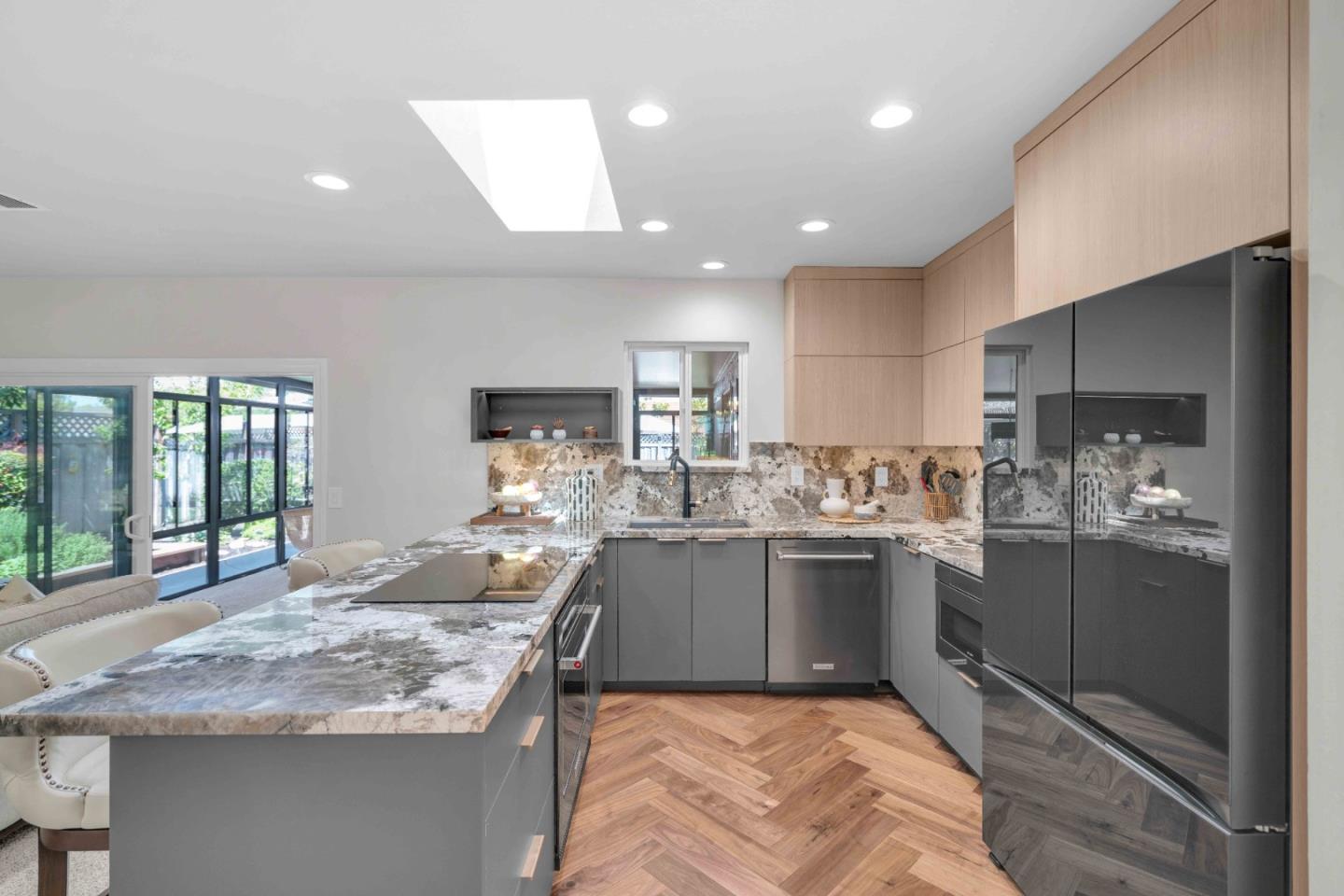 Detail Gallery Image 12 of 65 For 959 Normington Way, San Jose,  CA 95136 - 3 Beds | 2 Baths
