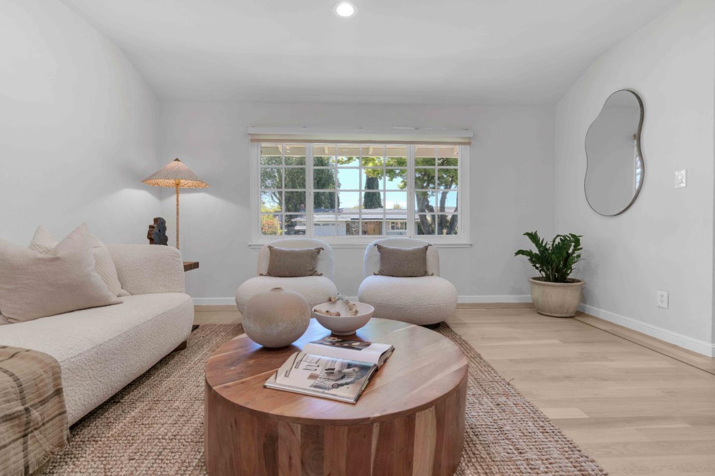 Detail Gallery Image 6 of 65 For 959 Normington Way, San Jose,  CA 95136 - 3 Beds | 2 Baths