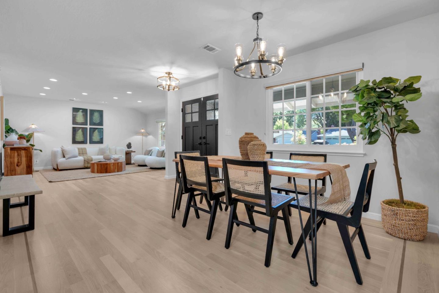 Detail Gallery Image 8 of 65 For 959 Normington Way, San Jose,  CA 95136 - 3 Beds | 2 Baths