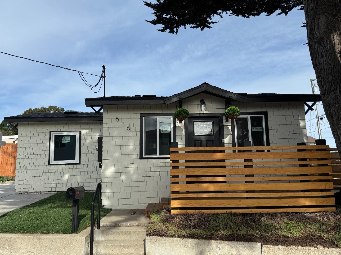 Detail Gallery Image 2 of 23 For 616 David Ave, Monterey,  CA 93940 - 1 Beds | 1 Baths